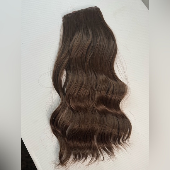 Other - 20 IN  CLIP IN SET CHESTNUT CHOCOLATE BROWN CURLY WAVE  HAIR EXTENSIONS